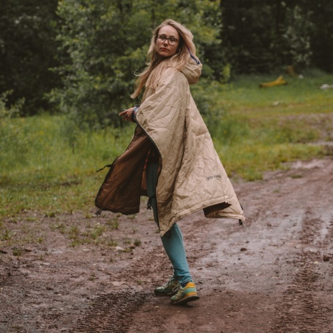 OFFLANDER PONCZO KEMPINGOWE CIENKIE Z OGRZEWACZEM BRĄZOWE